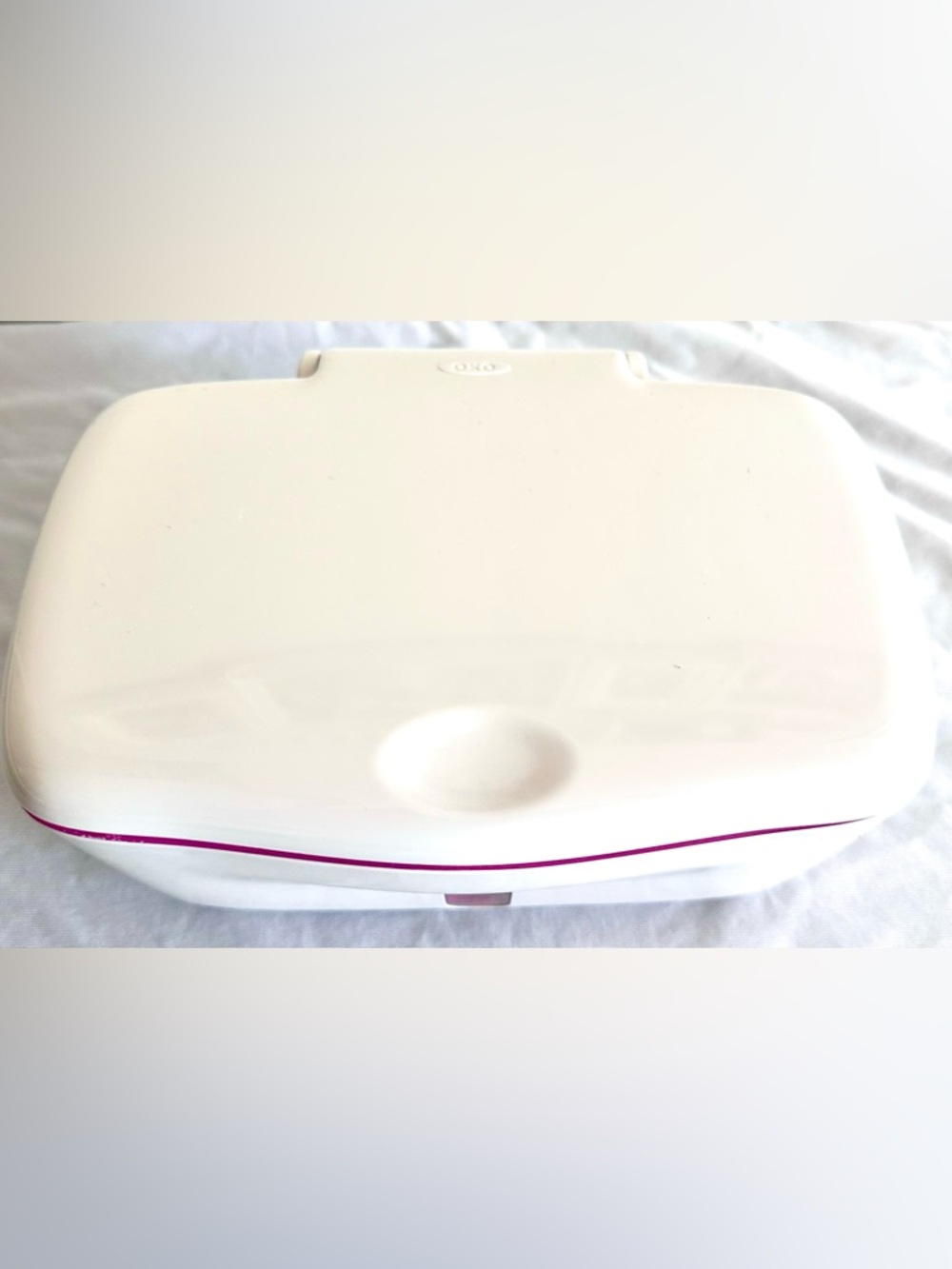 OXO Tot Perfect Pull Baby Wipe Dispenser – Weighted, One-Hand Use, White & Pink - Picture 2 of 8
